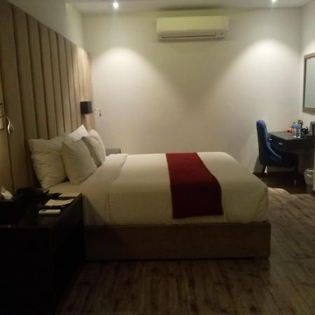 Grand Ittehad Boutique Hotel Lahor Kültér fotó